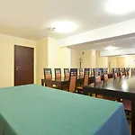 Готель Express By Ihg
