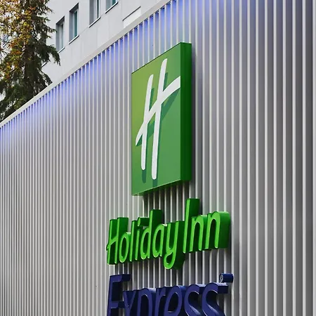 Express By Ihg 3*