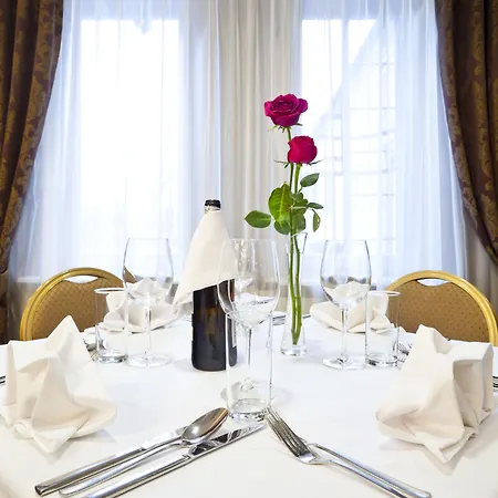 Hotel Express By Ihg