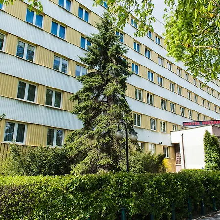 Express By Ihg Hotel 3*