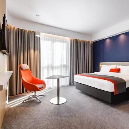 Express By Ihg 3*