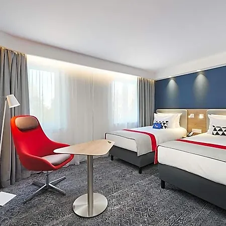 Express By Ihg Hotel