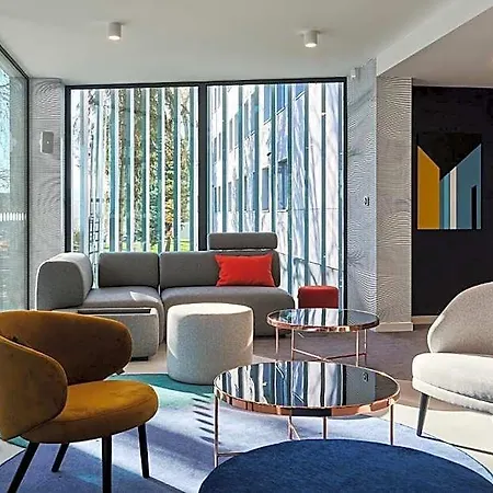 Express By Ihg Hotel 3*