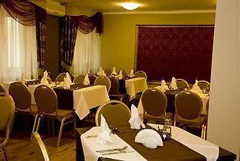 Express By Ihg Hotel 3*