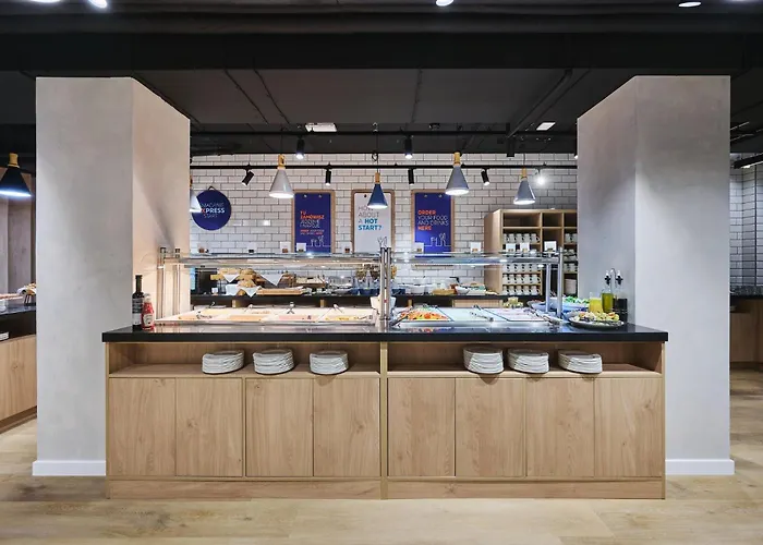 Express By Ihg Готель 3*