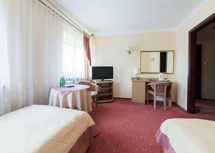 Готель Express By Ihg